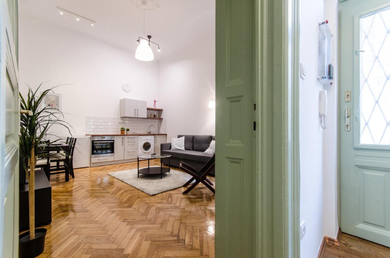 B63 2 Bedroom Apartment In Heart Of City Βουδαπέστη Εξωτερικό φωτογραφία