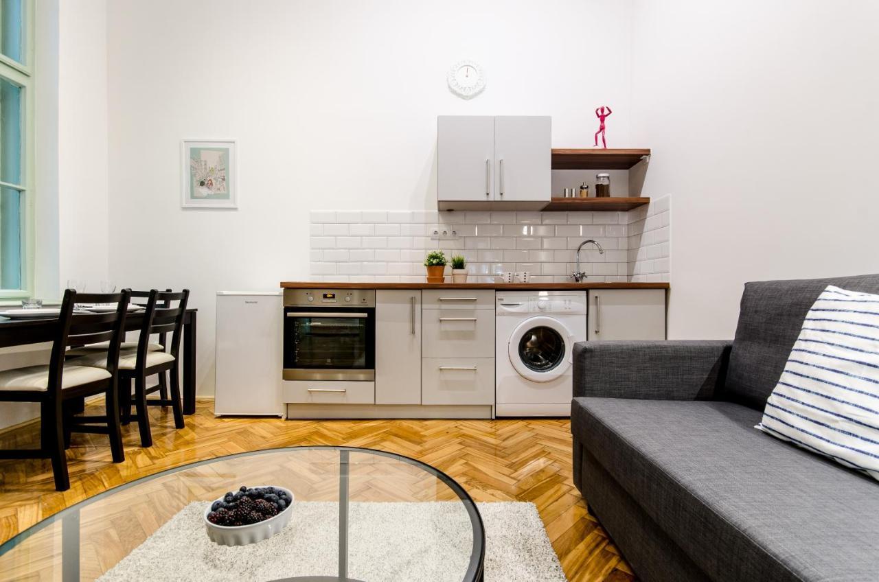 B63 2 Bedroom Apartment In Heart Of City Βουδαπέστη Εξωτερικό φωτογραφία